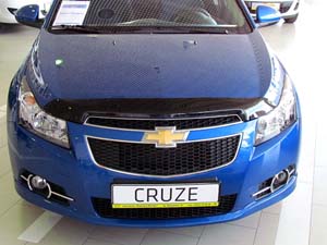 Дефлектор капота Chevrolet Cruze.