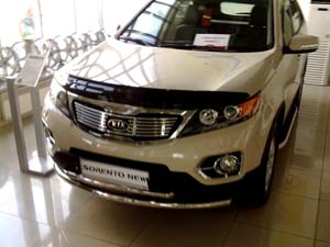 Дефлектор капота KIA Sorento 2009 - наст. время.