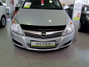 Дефлектор капота Opel Astra 2004 - 2009.