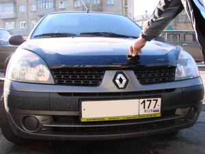 Дефлектор капота Renault Symbol 2006.