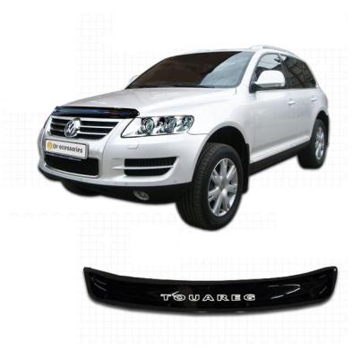 Дефлектор капота Classic черный Volkswagen Touareg 2002 - 2006.