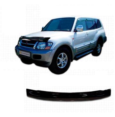 Дефлектор капота Classic черный Mitsubishi Montero 2002 - 2006.