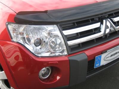 Защита передних фар Mitsubishi Pajero (V8_W; V9_W).