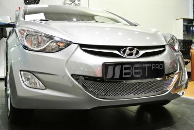 Решетка в бампер Hyundai I40.