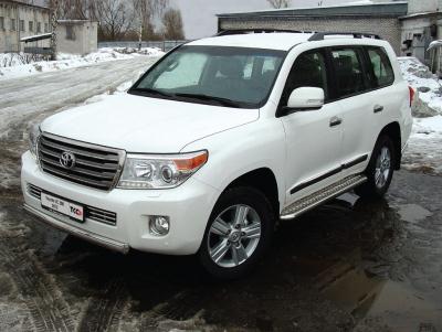 Пороги Toyota Land Cruiser (J200) 2007.