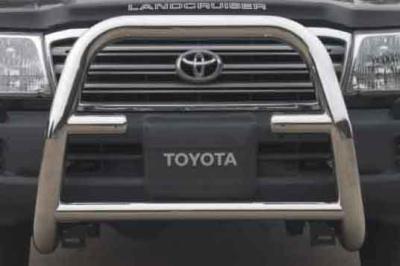 Решётка бампера Toyota Land Cruiser (J100).