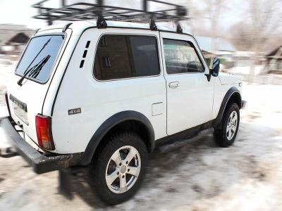 Расширители колесных арок Lada 2121 Niva 1976 - наст. время.